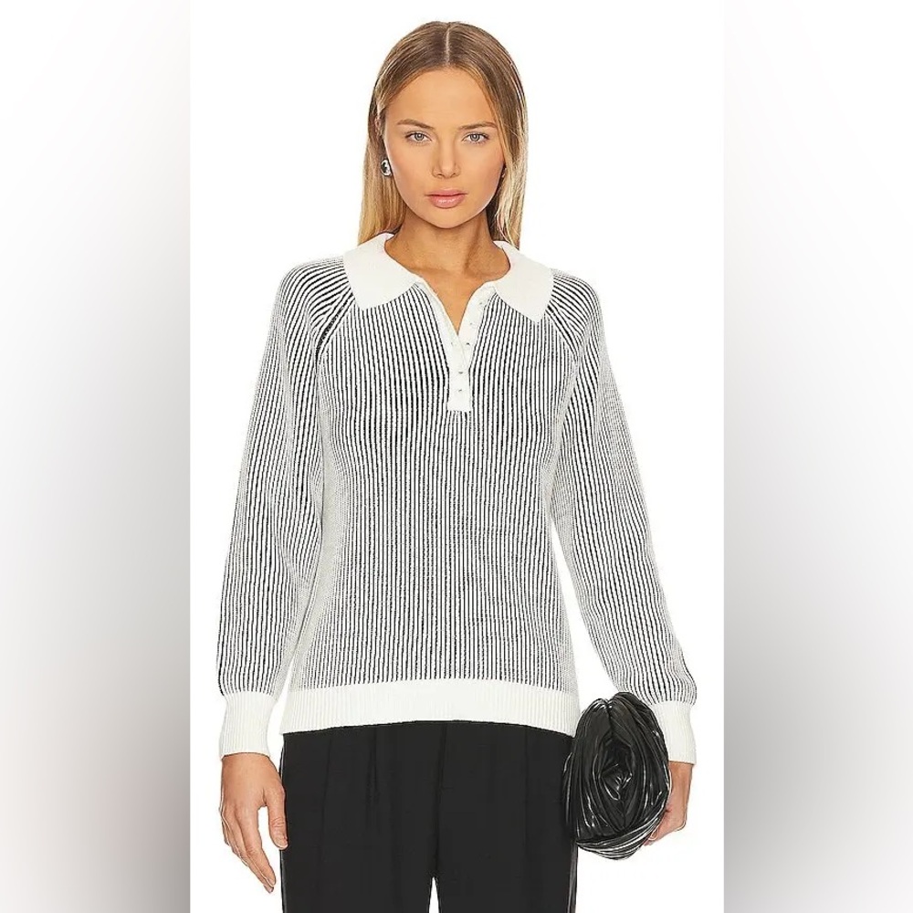 Plaited Johnny Collar Pullover Sweater in Black,White